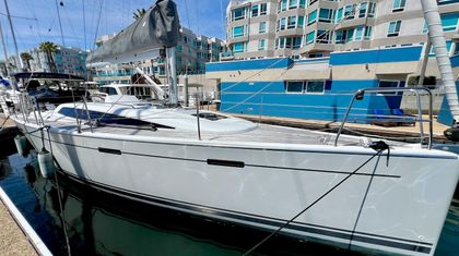 37' Dehler 2016 Yacht For Sale